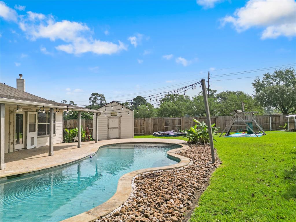 25211 Barmby Drive, Tomball, Texas image 19
