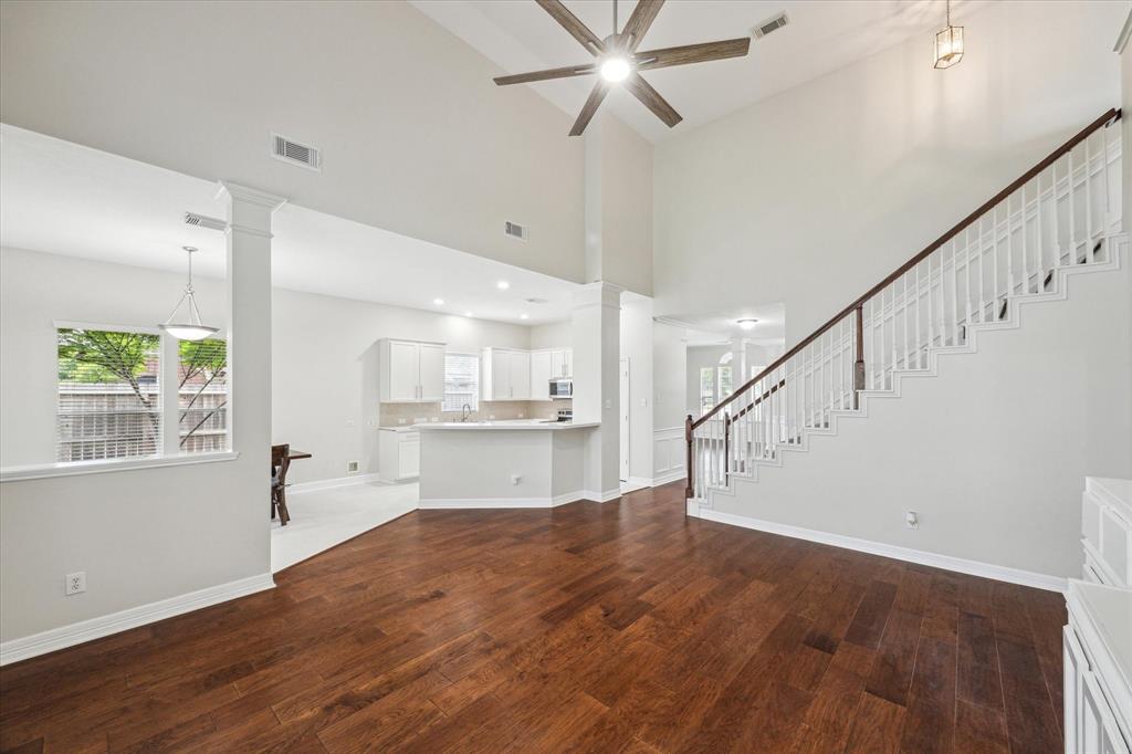 2602 Courtyard Lane, Pearland, Texas image 9