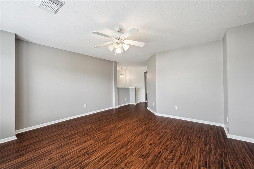 2602 Courtyard Lane, Pearland, Texas image 23
