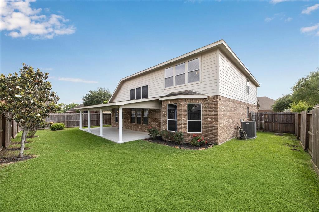 2602 Courtyard Lane, Pearland, Texas image 31