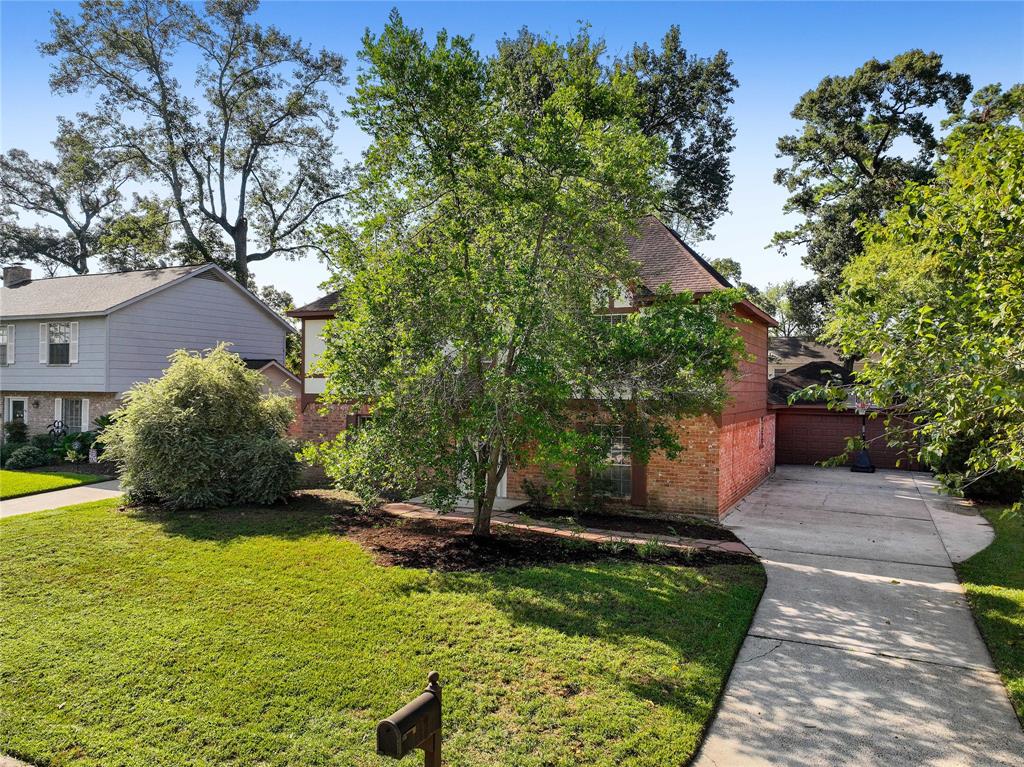 5518 Enchanted Timbers Drive, Humble, Texas image 3