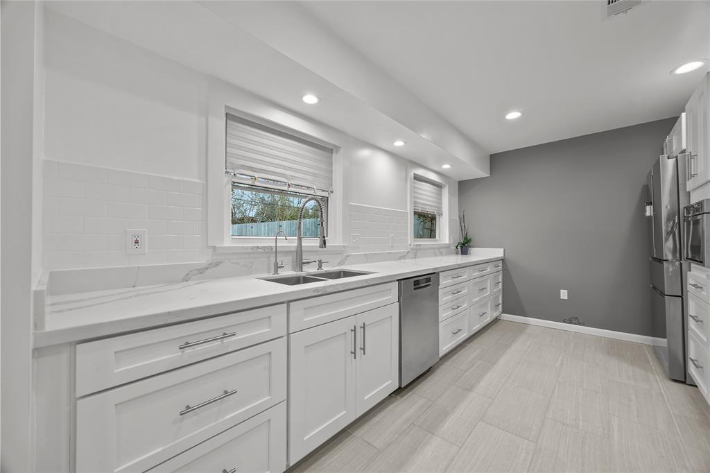 Houston, Texas 77074, United States, 3 Bedrooms Bedrooms, ,1 BathroomBathrooms,Residential,Pending,13786