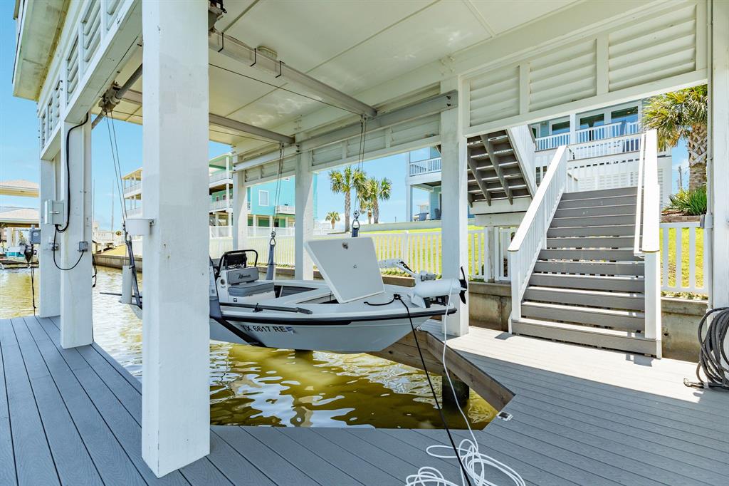 4115 Bluewing Teal Court, Galveston, Texas image 45