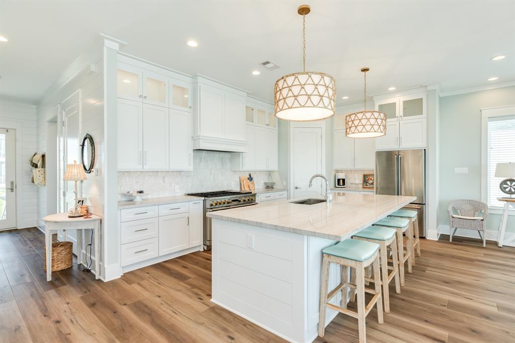 4115 Bluewing Teal Court, Galveston, Texas image 4