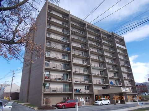 Photo of 126 W Church St St, Somerset, PA 15501 (MLS # 50283586)