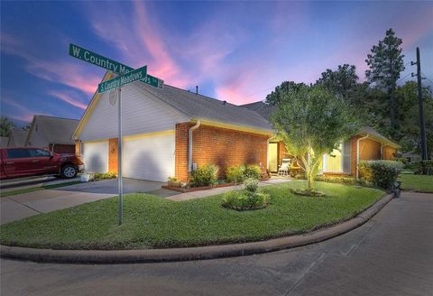 Townhouse in Pearland TX 3302 Country Meadows Lane.jpg