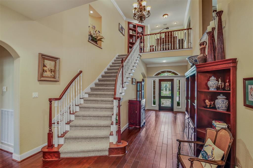 2102 White Eagle Lane