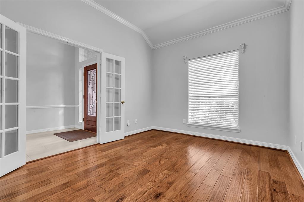 1930 Crisfield Drive