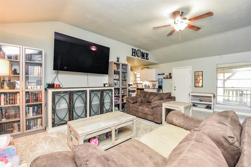 57 E Candlewood