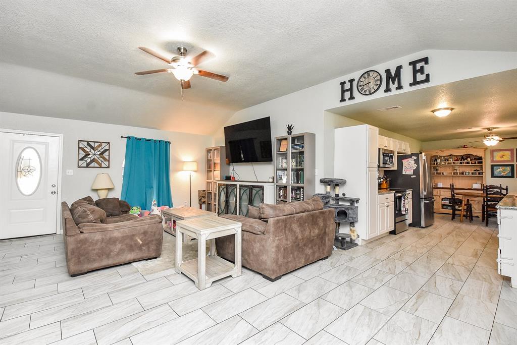 57 E Candlewood