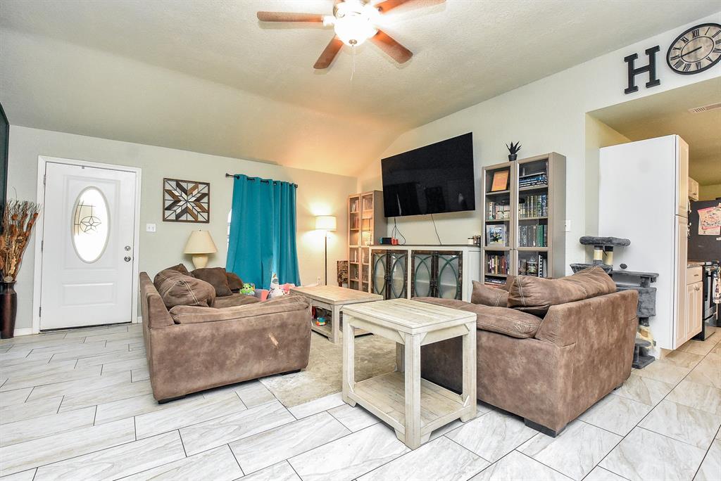 57 E Candlewood