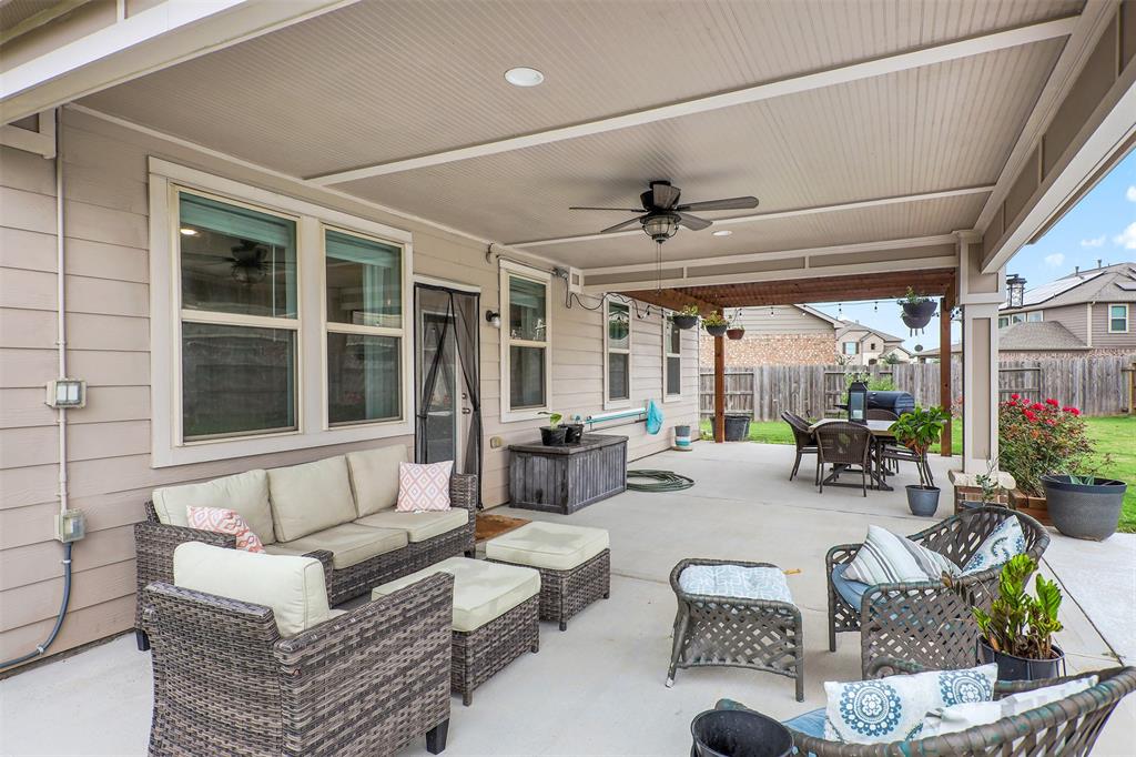 12805 Narrow Cove Drive, Texas City, Texas image 34
