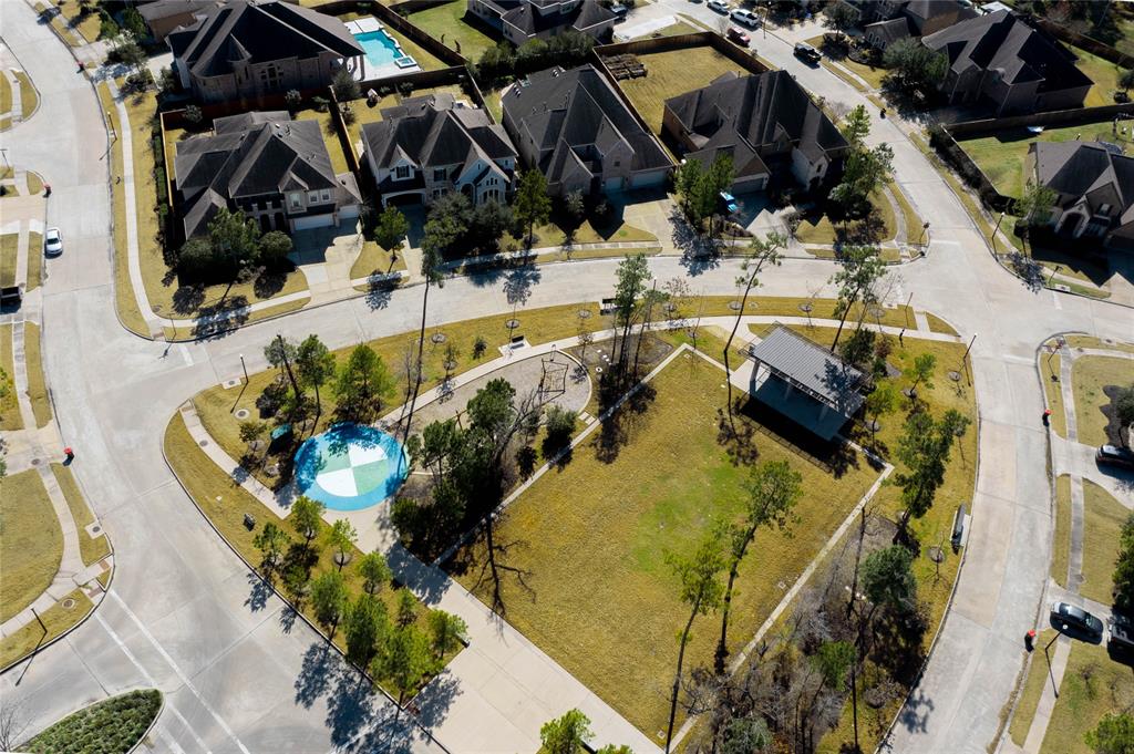 4075 Northern Spruce Drive, Spring, Texas image 39