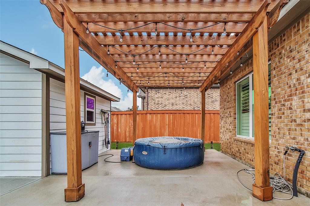 4075 Northern Spruce Drive, Spring, Texas image 32