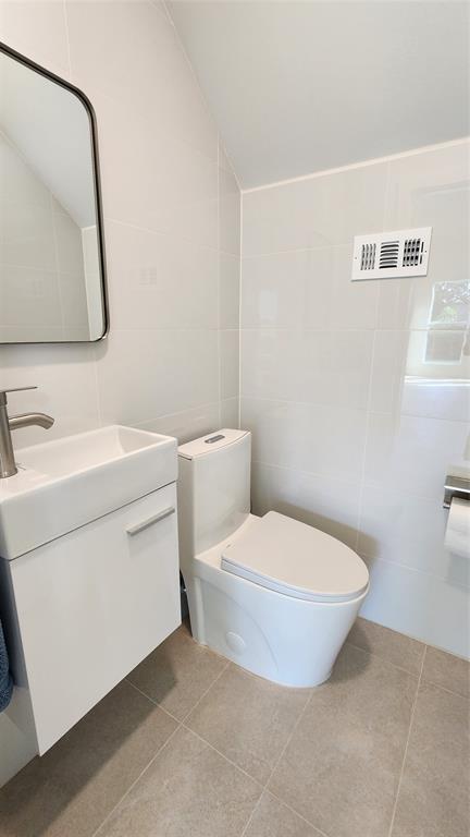 6658 Radley Drive, Spring, Texas image 21