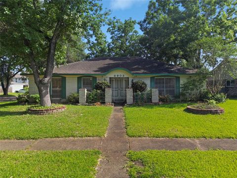 8903 Roos Road Houston TX 77036