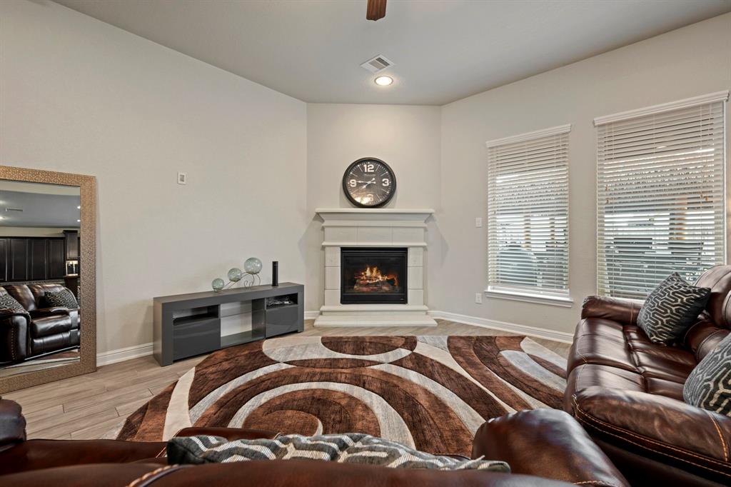 24714 Longwood Forest Drive, Spring, Texas image 9