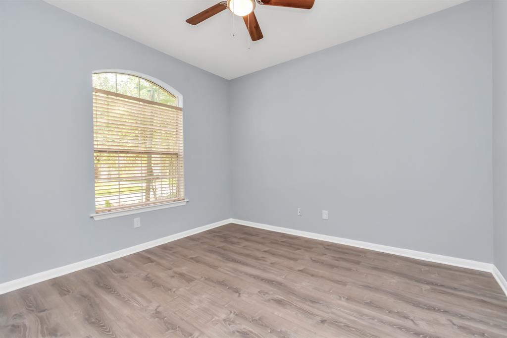 19 Long Springs Place, The Woodlands, Texas image 37
