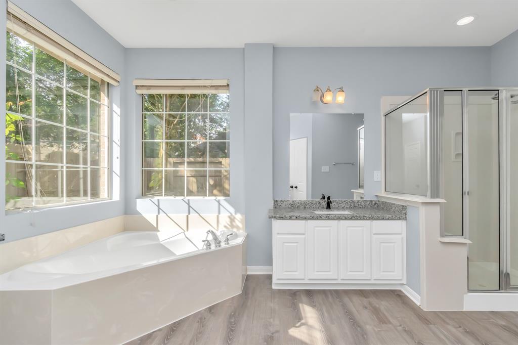 19 Long Springs Place, The Woodlands, Texas image 30