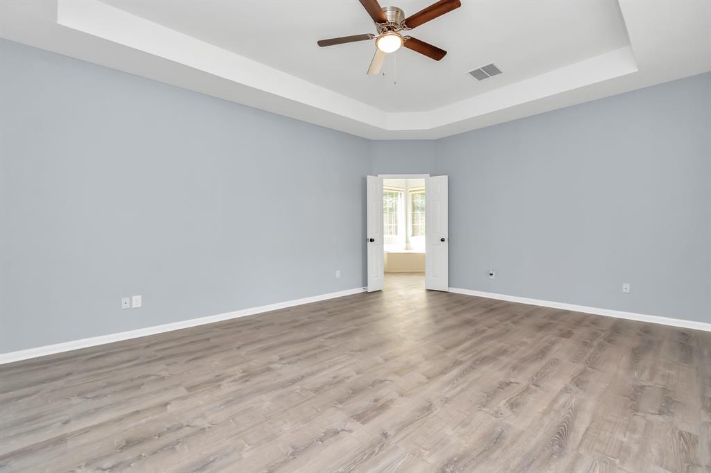 19 Long Springs Place, The Woodlands, Texas image 24