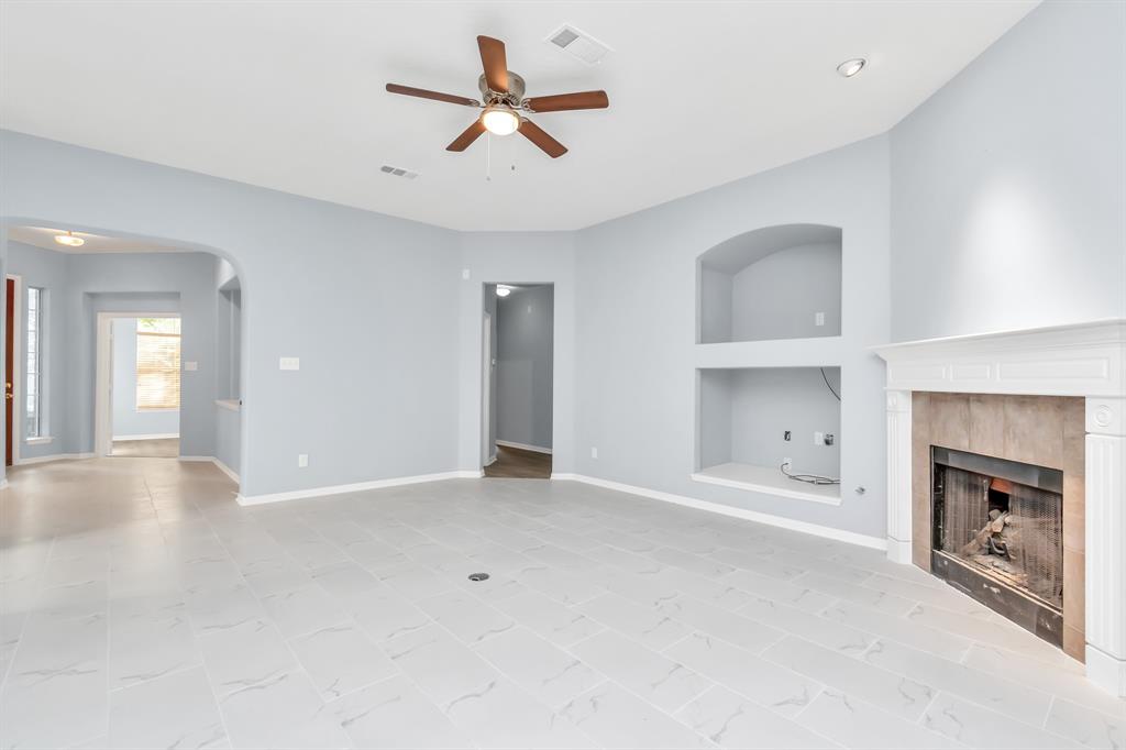 19 Long Springs Place, The Woodlands, Texas image 11