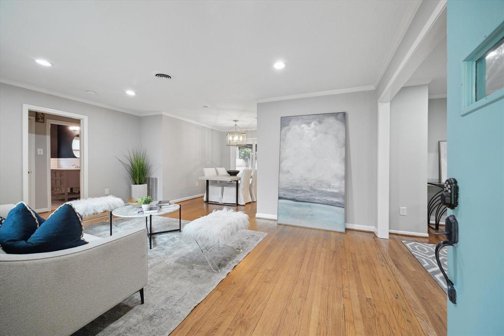 3023 Guese Road, Houston, Texas image 3