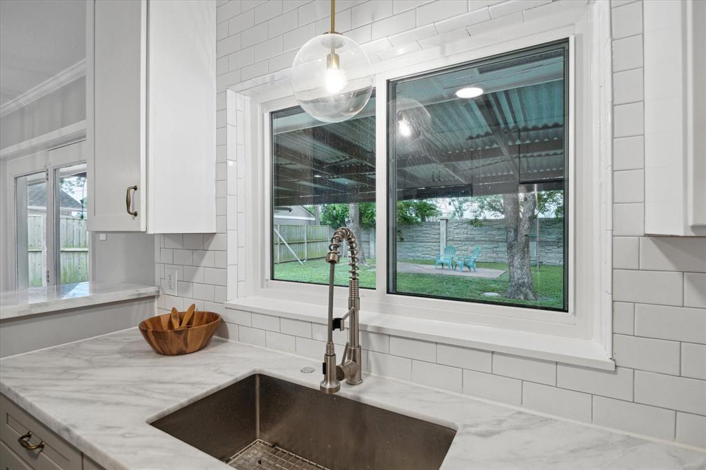 3023 Guese Road, Houston, Texas image 11