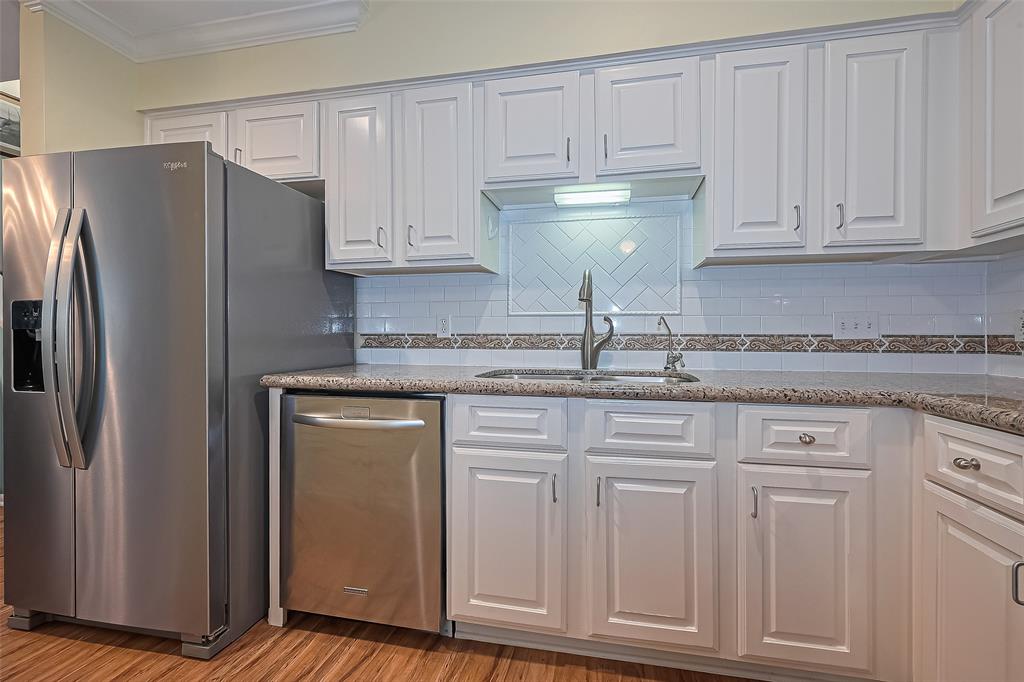 11705 Lakeside Place Drive, Houston, Texas image 11