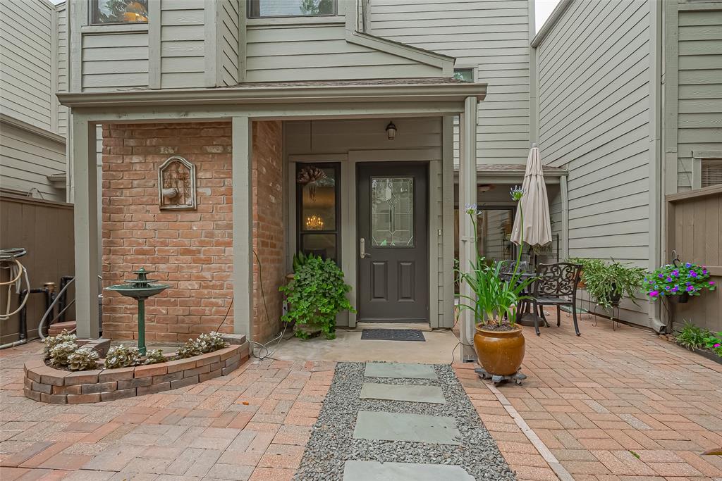11705 Lakeside Place Drive, Houston, Texas image 1