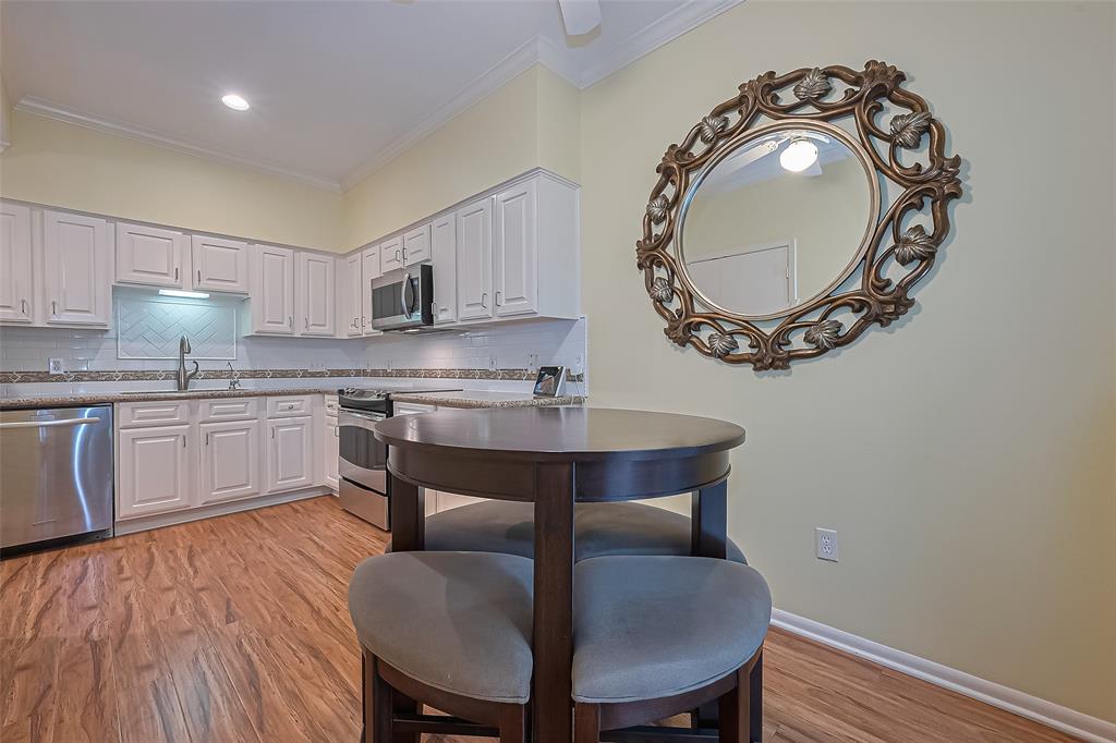 11705 Lakeside Place Drive, Houston, Texas image 14
