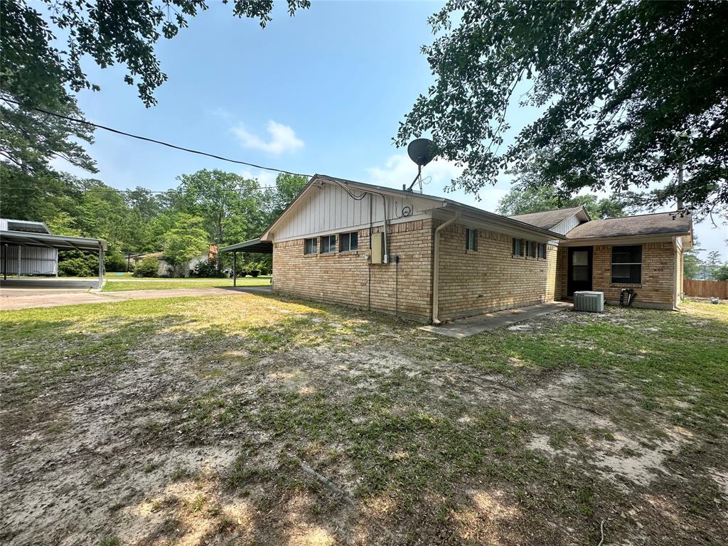 200 Sassafras Lane, Village Mills, Texas image 11