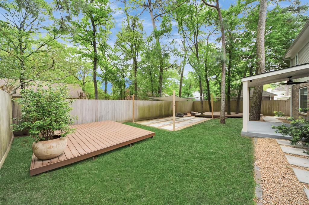 14 Tall Sky Place, The Woodlands, Texas image 21
