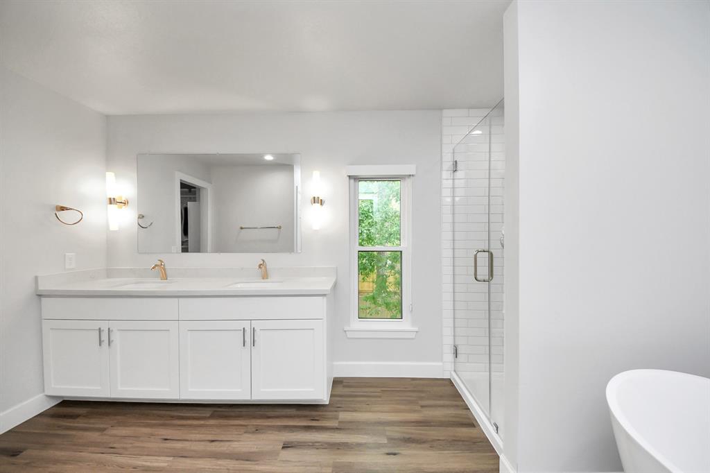 14 Tall Sky Place, The Woodlands, Texas image 32