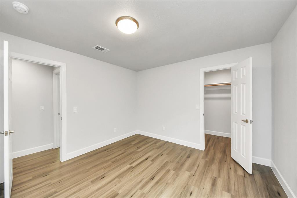 14 Tall Sky Place, The Woodlands, Texas image 37