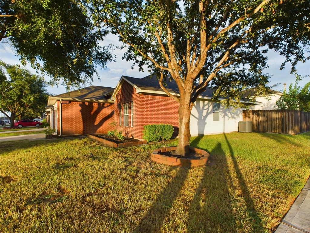 7402 Bering Landing Drive