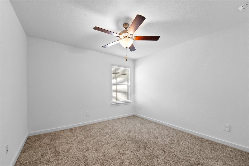 1115 Sommerville Drive, Rosharon, Texas image 20