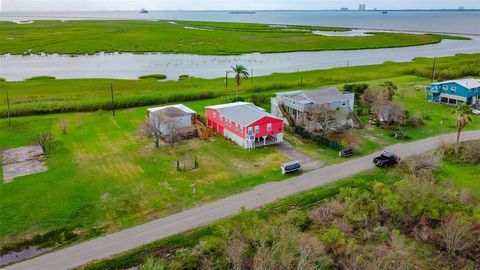 A home in Port Bolivar