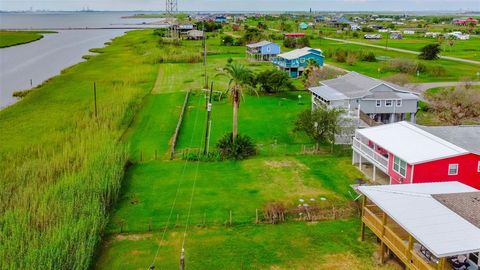 A home in Port Bolivar