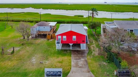 A home in Port Bolivar