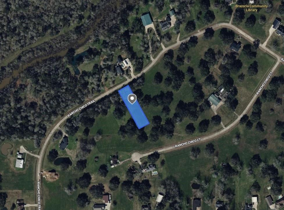 537 Cabana Trail, Angleton, Texas image 2