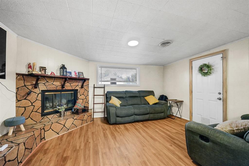 4823/4815 N Main Street