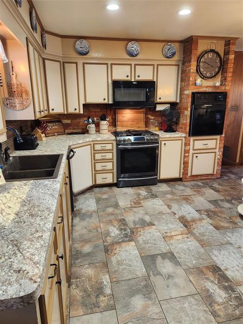 A home in Brookshire