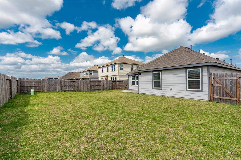1321 Green Jay Lane, La Marque, Texas image 25