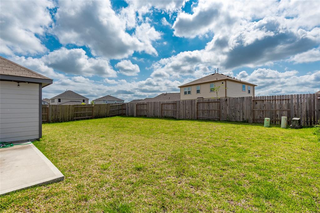 1321 Green Jay Lane, La Marque, Texas image 8