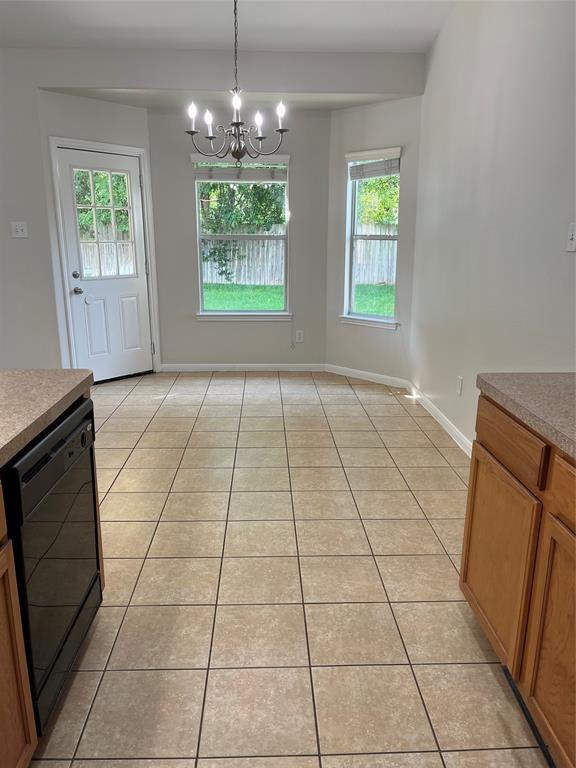 2702 Orchard Creek Lane, Katy, Texas image 10