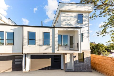 2312 Barbee Street Houston TX 77004
