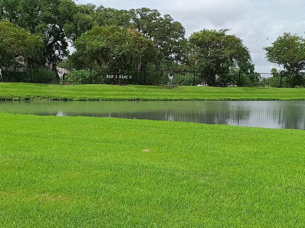 Pony Trail Trail, Angleton, Texas image 3