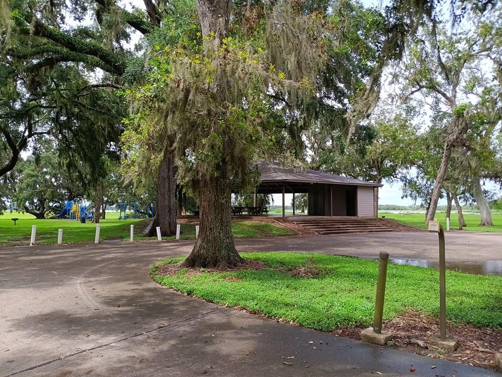 Pony Trail Trail, Angleton, Texas image 11