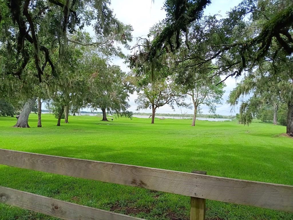 Pony Trail Trail, Angleton, Texas image 8