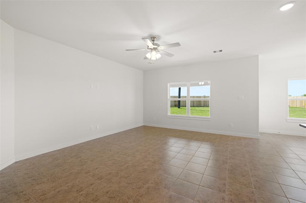 40788 Mostyn Lake Drive, Magnolia, Texas image 6